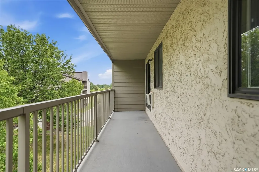 207 Tait Place Saskatoon SK S7H 5L8