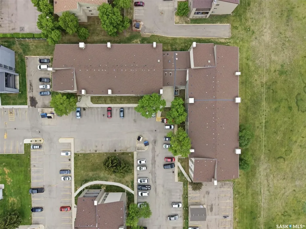 207 Tait Place Saskatoon SK S7H 5L8
