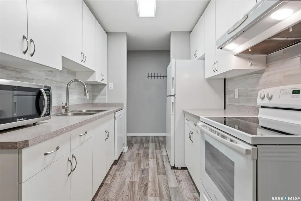207 Tait Place Saskatoon SK S7H 5L8