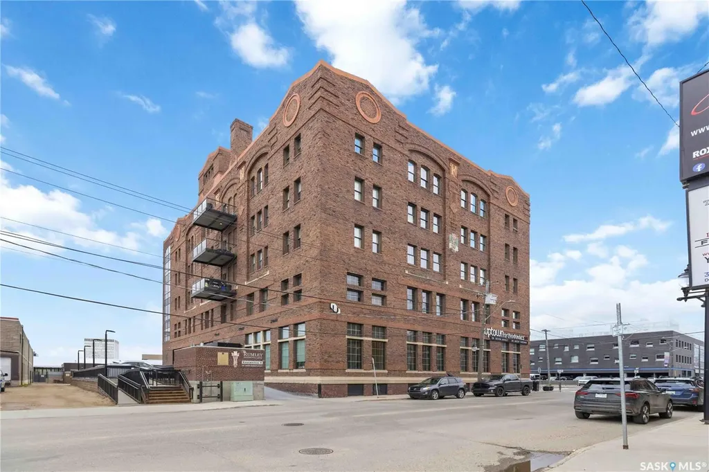 73 24th Street E Saskatoon SK S7K 0K3