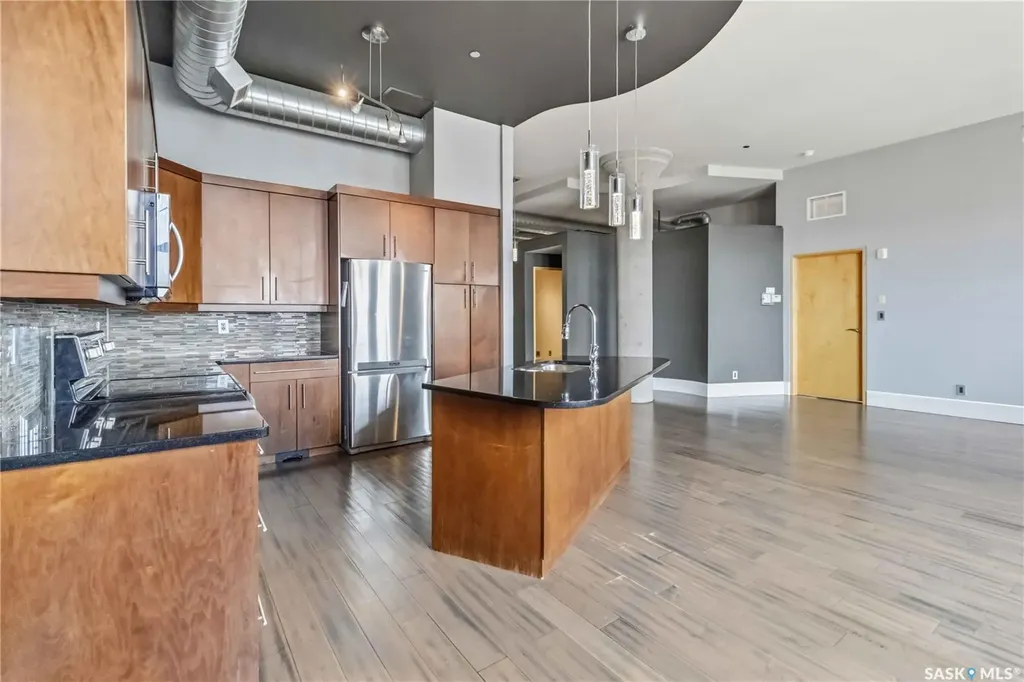 73 24th Street E Saskatoon SK S7K 0K3
