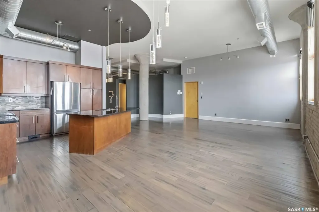 73 24th Street E Saskatoon SK S7K 0K3