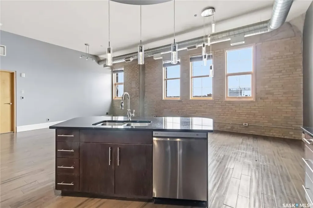 73 24th Street E Saskatoon SK S7K 0K3