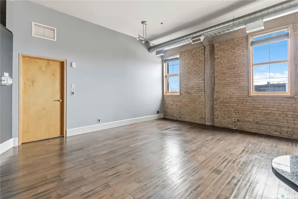 73 24th Street E Saskatoon SK S7K 0K3
