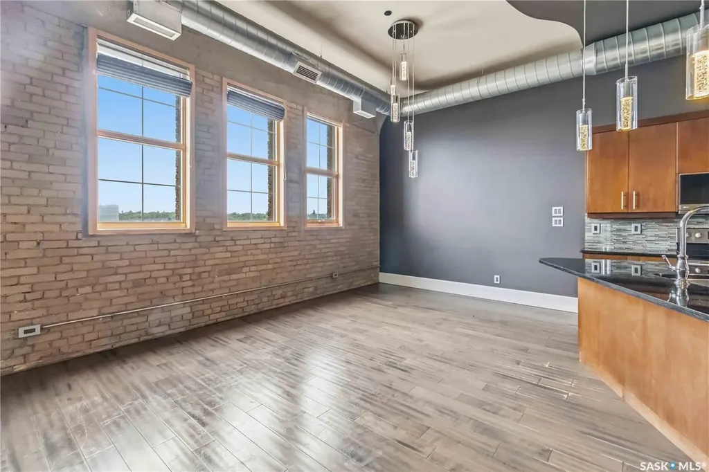 73 24th Street E Saskatoon SK S7K 0K3