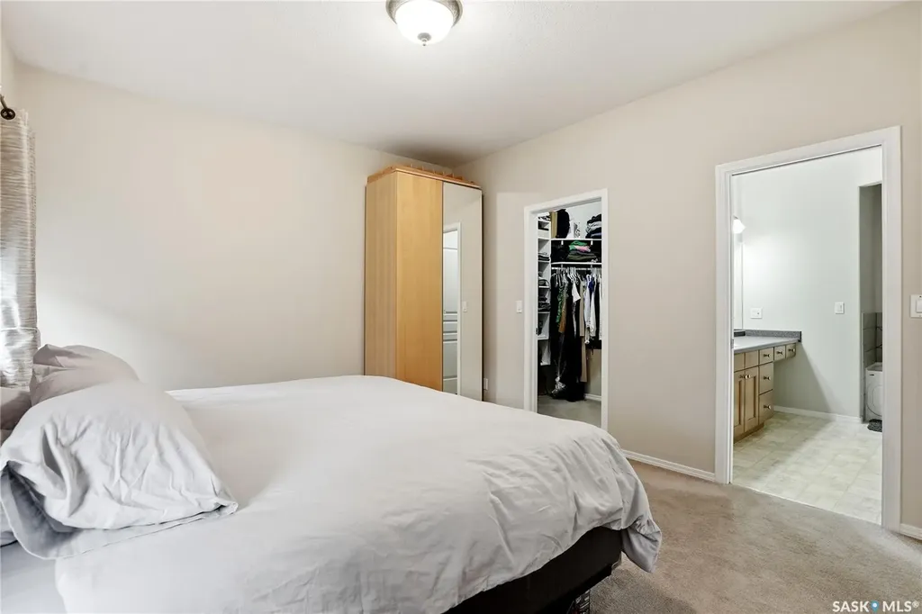839 Beechmont Lane Saskatoon SK S7V 1C8