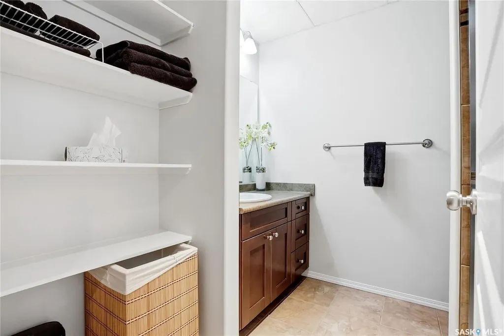 839 Beechmont Lane Saskatoon SK S7V 1C8