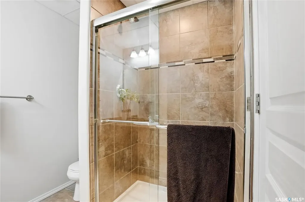 839 Beechmont Lane Saskatoon SK S7V 1C8