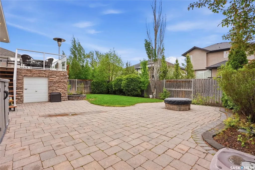 839 Beechmont Lane Saskatoon SK S7V 1C8