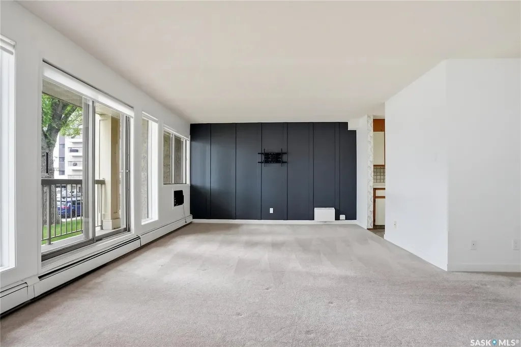 525 5th Avenue Saskatoon SK S7K 2R1
