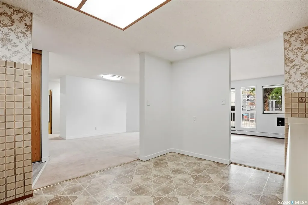 525 5th Avenue Saskatoon SK S7K 2R1