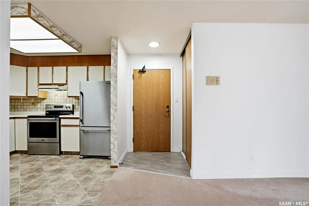 525 5th Avenue Saskatoon SK S7K 2R1