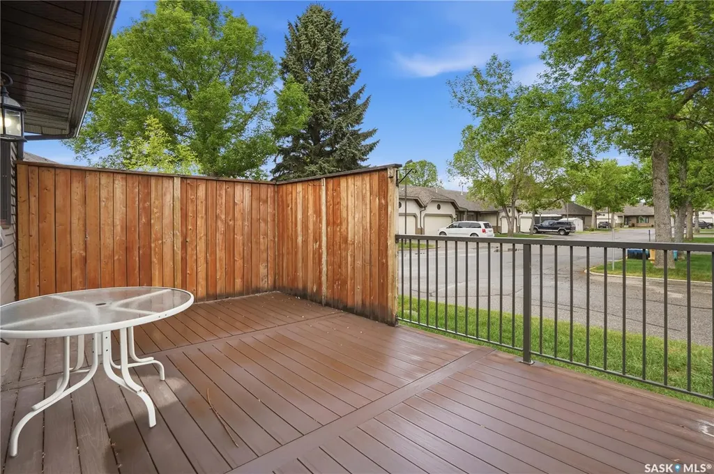 3344 Woodhams Drive Regina SK S4V 2R1