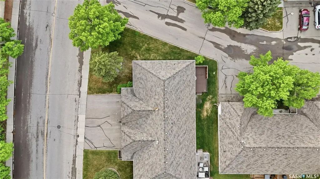 3344 Woodhams Drive Regina SK S4V 2R1