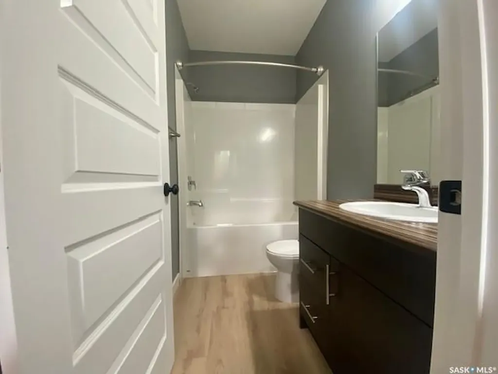 1841 Connaught Street Regina SK S4T 4T4