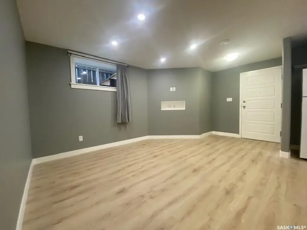 1841 Connaught Street Regina SK S4T 4T4