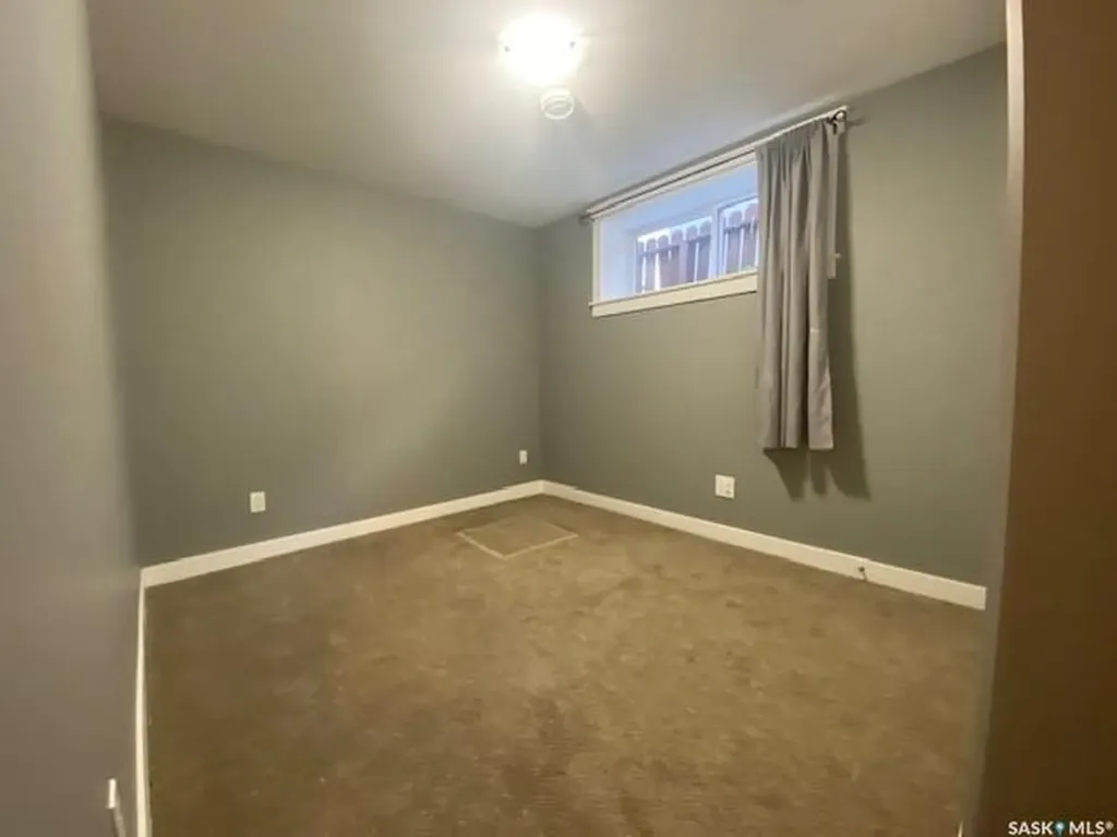 1841 Connaught Street Regina SK S4T 4T4
