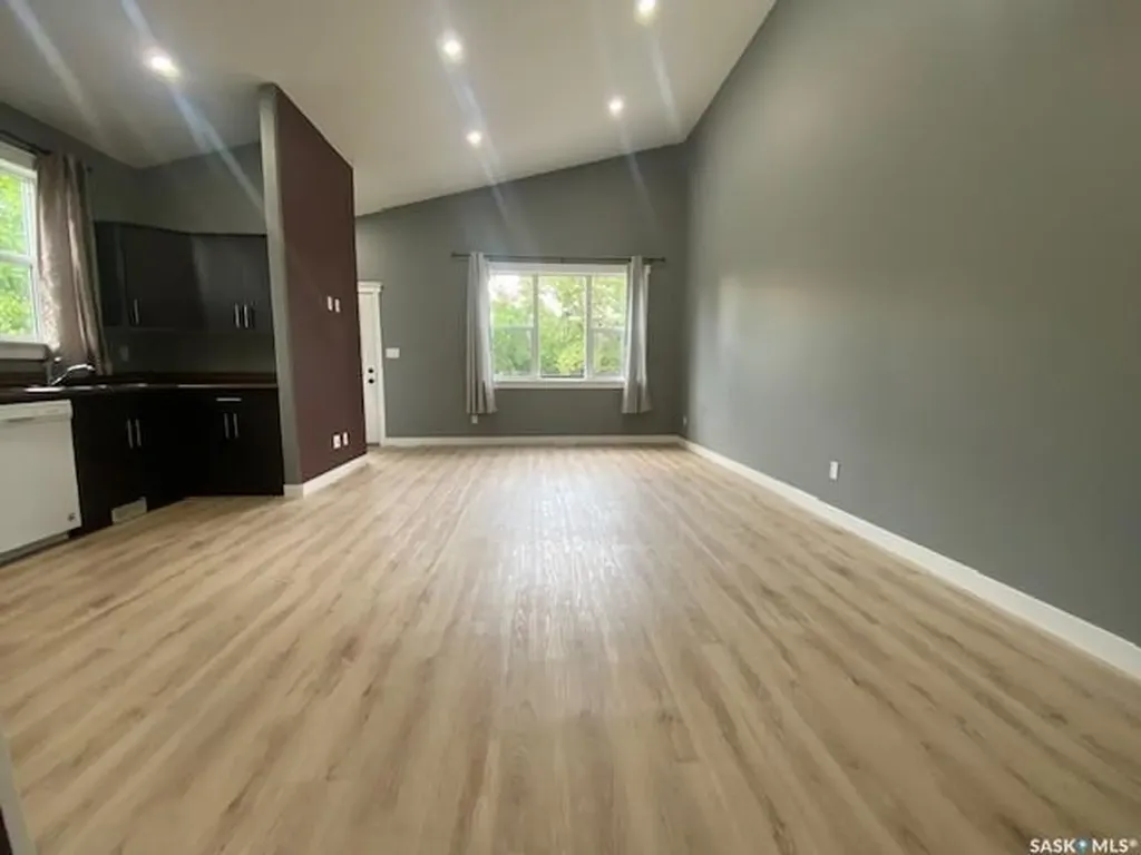 1841 Connaught Street Regina SK S4T 4T4