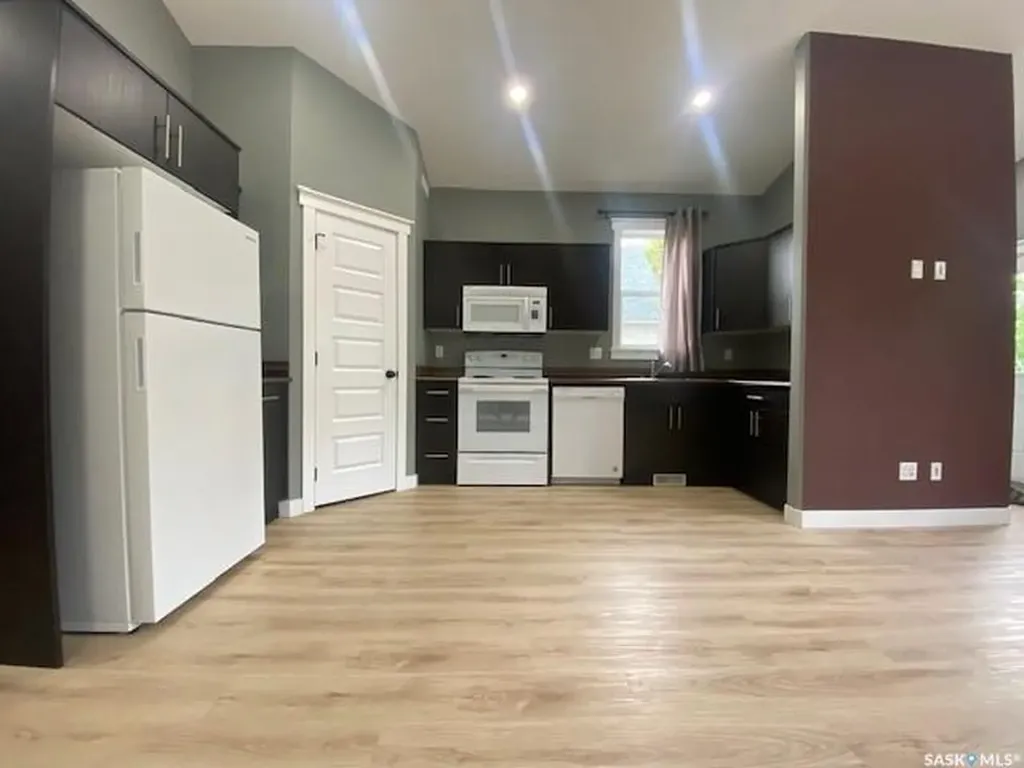 1841 Connaught Street Regina SK S4T 4T4