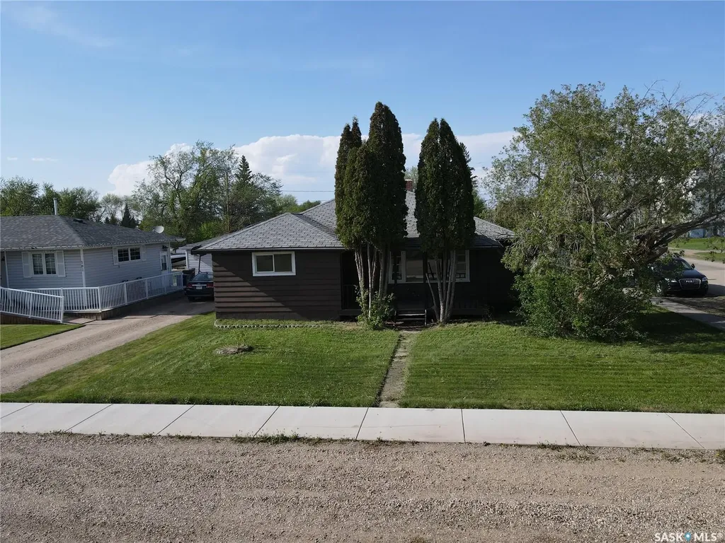 300 3rd Street S Wakaw SK S0K 4P0