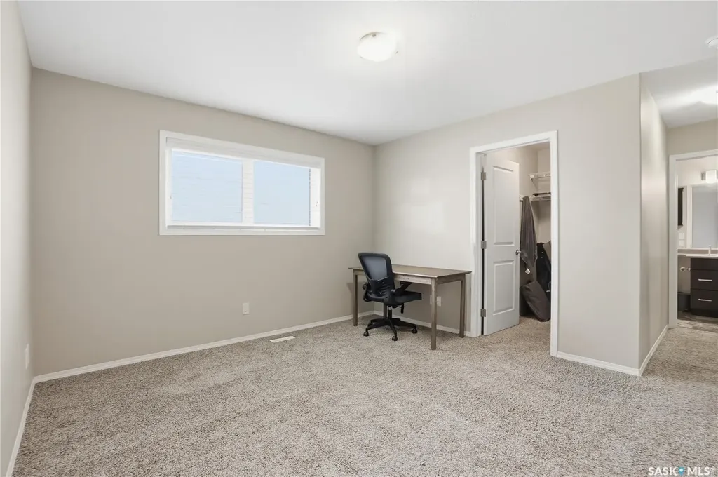 366 Kolynchuk Manor Saskatoon SK S7T 0W4