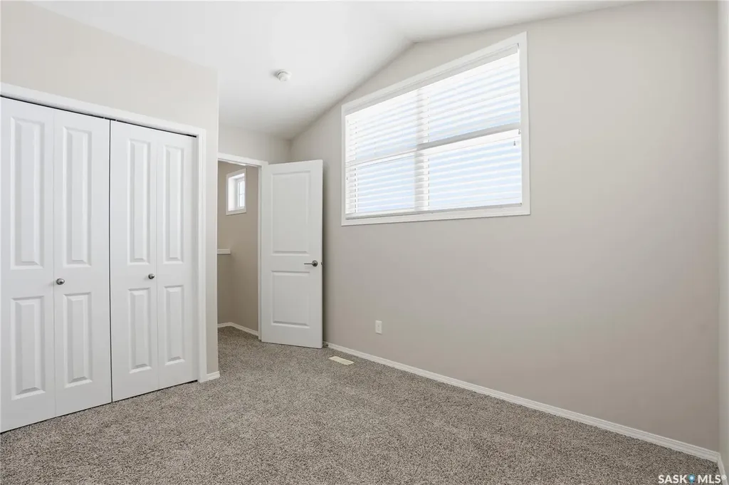 366 Kolynchuk Manor Saskatoon SK S7T 0W4