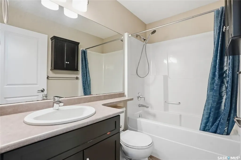 366 Kolynchuk Manor Saskatoon SK S7T 0W4