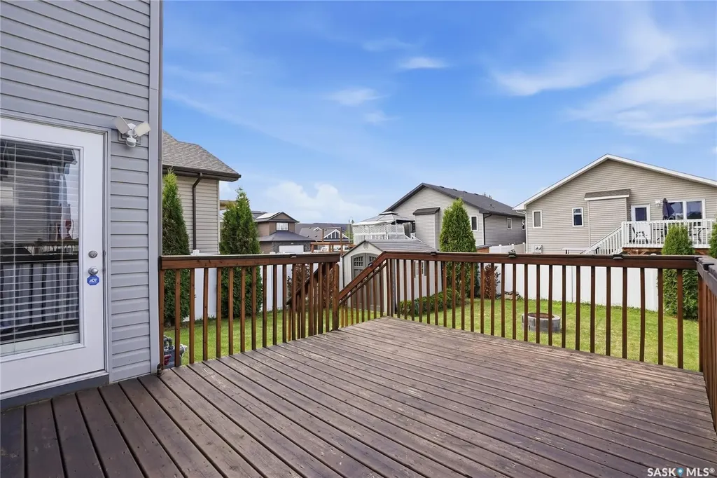 366 Kolynchuk Manor Saskatoon SK S7T 0W4