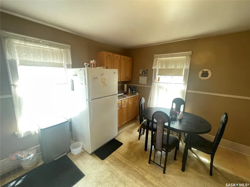 419 18th Street W Saskatoon SK S7L 1E4