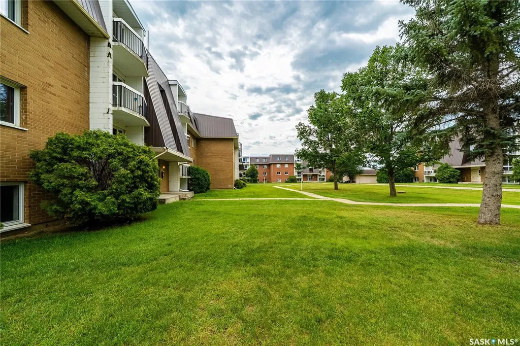35 Centennial Street Regina SK S4S 6P8