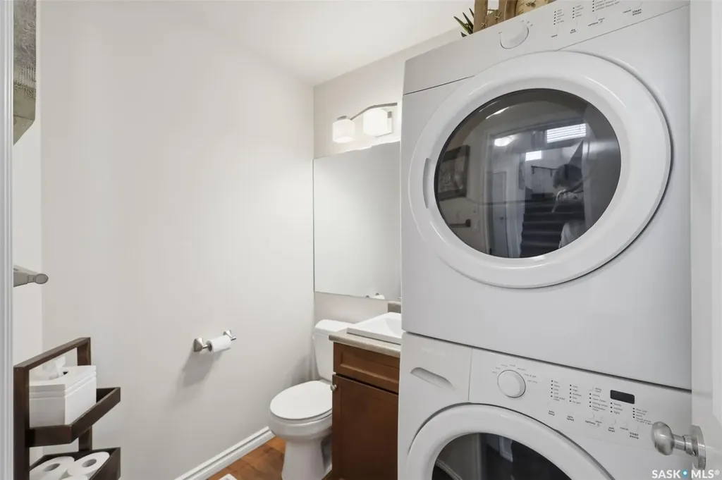 646 Hampton Circle Saskatoon SK S7R 0J5
