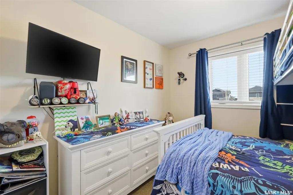 646 Hampton Circle Saskatoon SK S7R 0J5