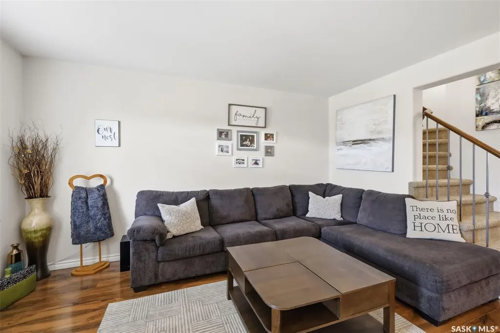 646 Hampton Circle Saskatoon SK S7R 0J5