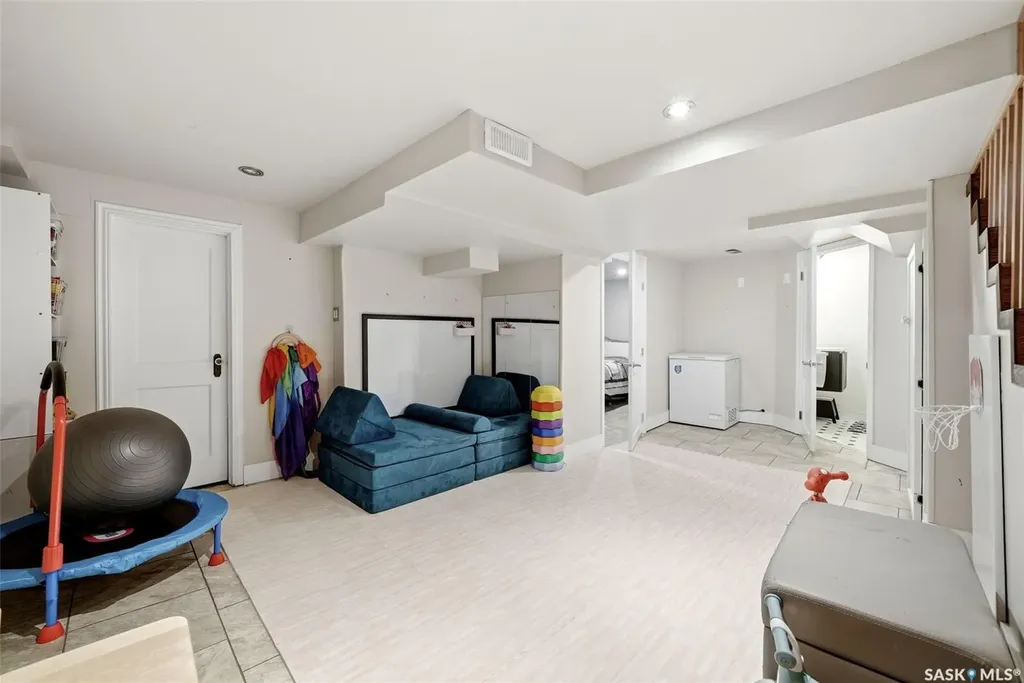 2950 Retallack Street Regina SK S4S 1S9