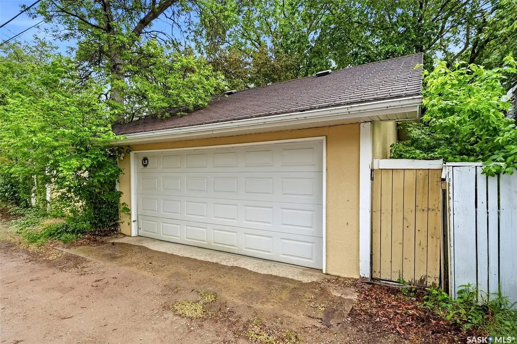 2950 Retallack Street Regina SK S4S 1S9