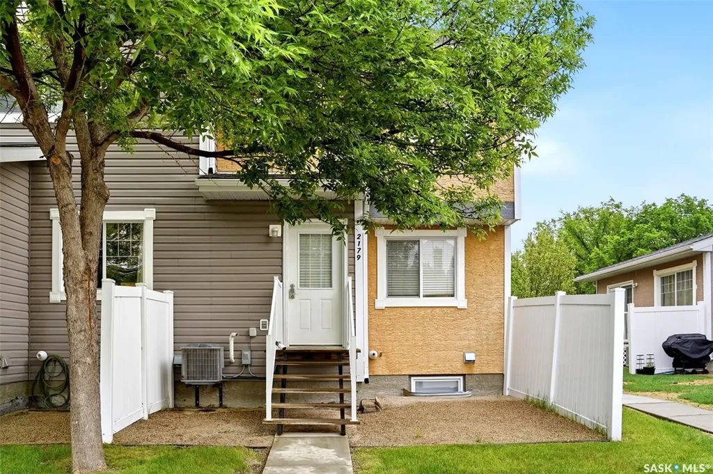2179 Toronto Street Regina SK S4P 0B7