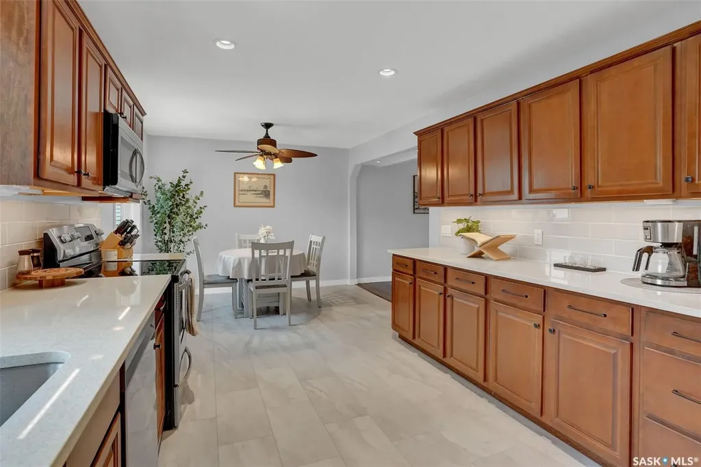 209 Douglas Avenue E Regina SK S4N 1H4