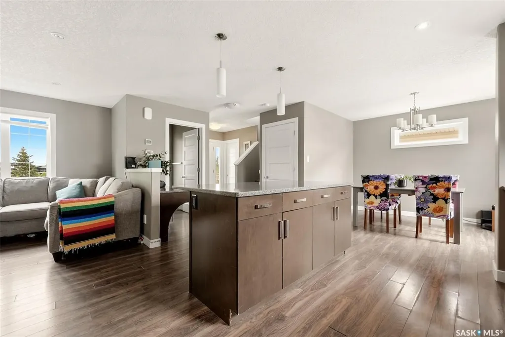 4321 Green Apple Drive E Regina SK S4V 1R3