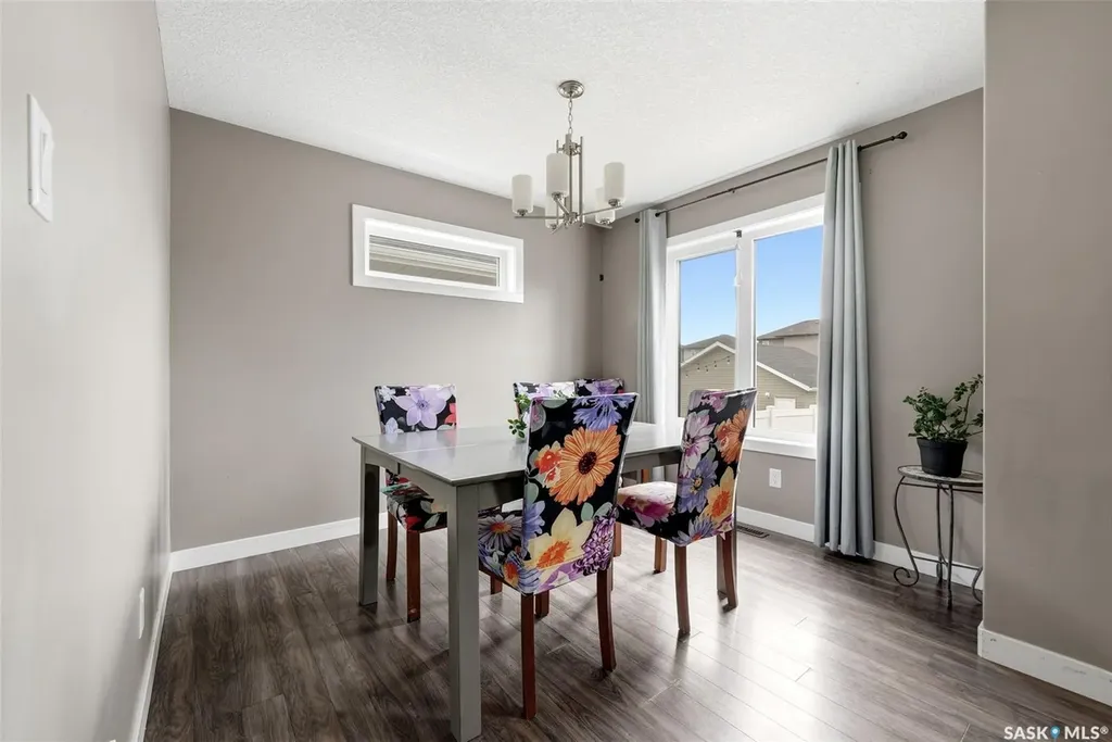 4321 Green Apple Drive E Regina SK S4V 1R3
