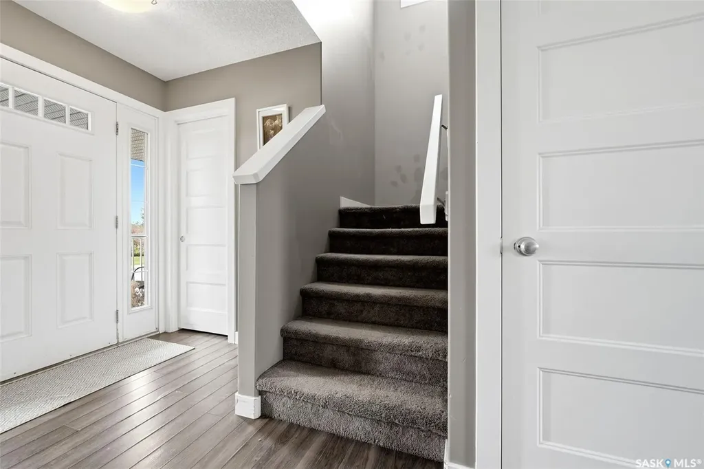 4321 Green Apple Drive E Regina SK S4V 1R3