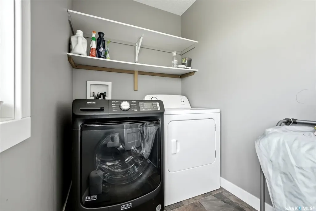 4321 Green Apple Drive E Regina SK S4V 1R3