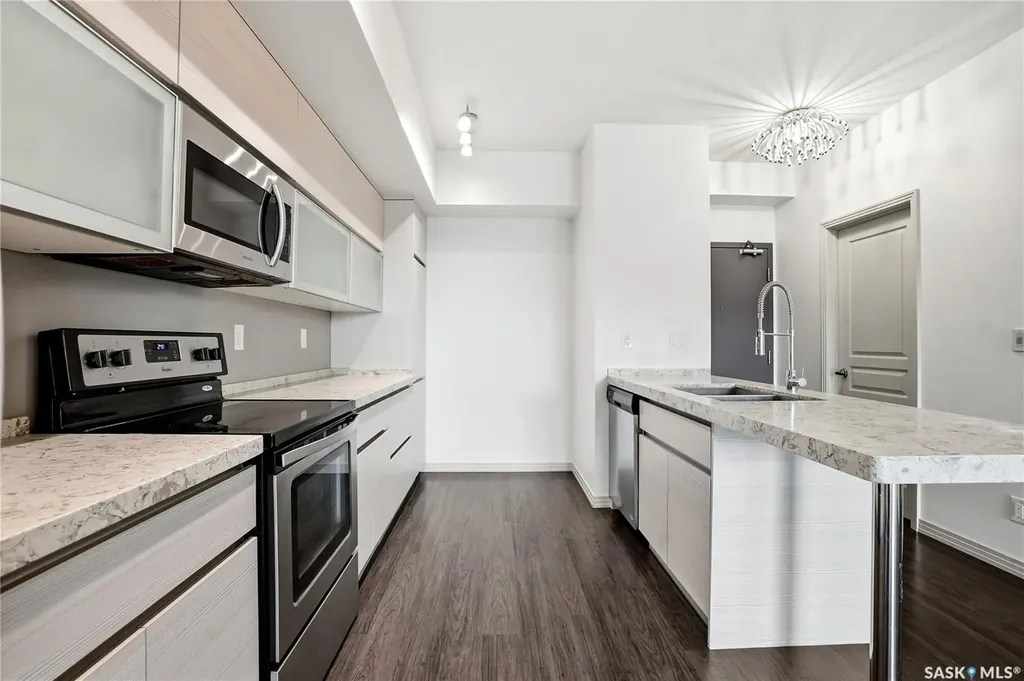 223 Evergreen Square Saskatoon SK S7S 1N1