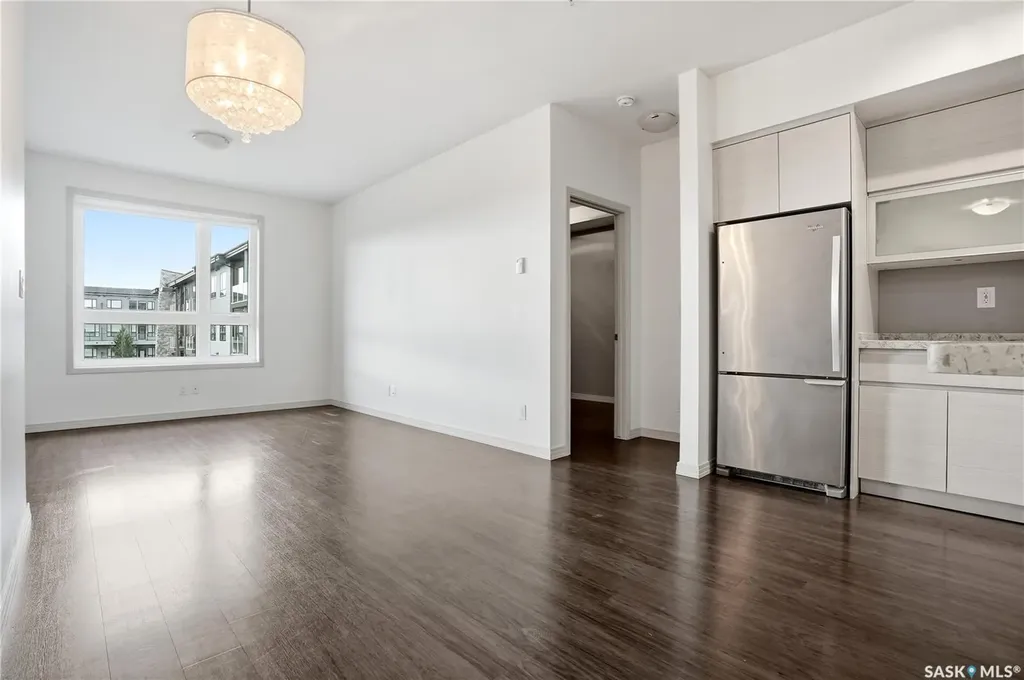 223 Evergreen Square Saskatoon SK S7S 1N1