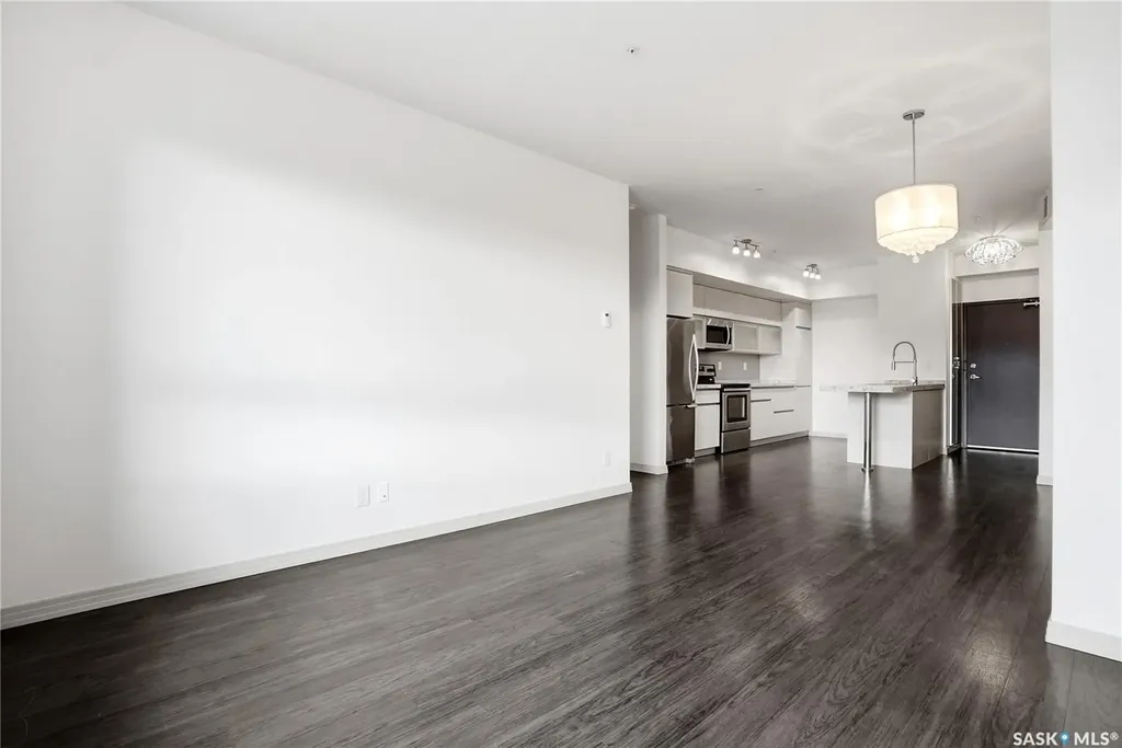 223 Evergreen Square Saskatoon SK S7S 1N1