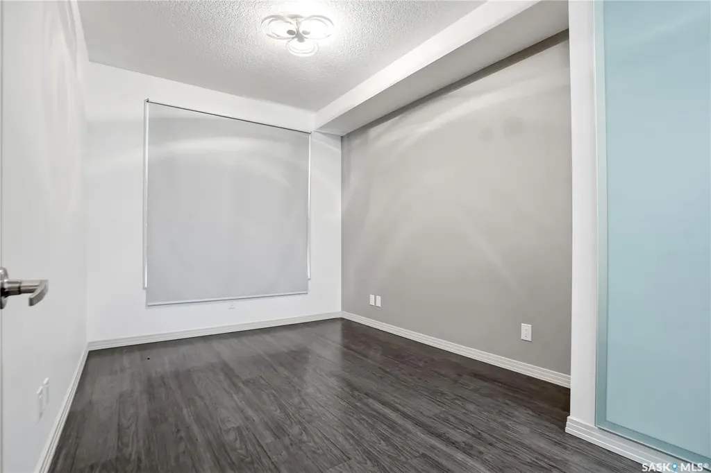 223 Evergreen Square Saskatoon SK S7S 1N1