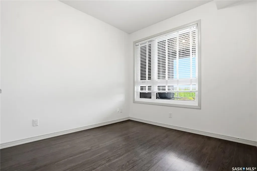223 Evergreen Square Saskatoon SK S7S 1N1