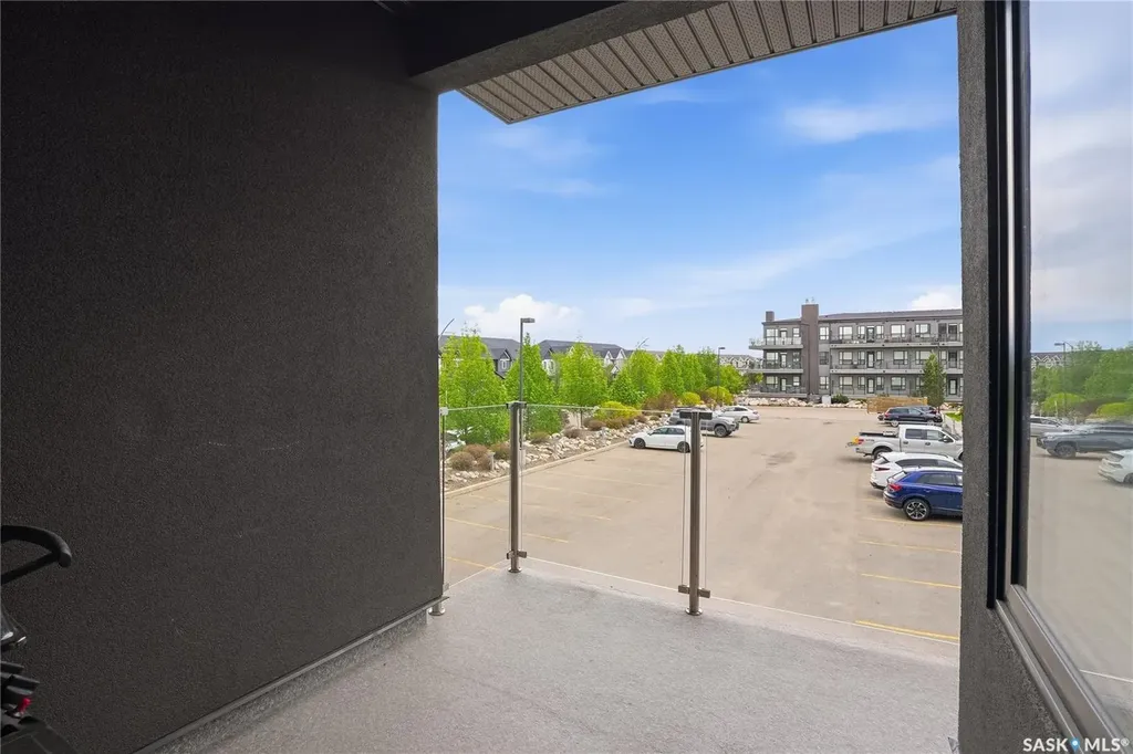 223 Evergreen Square Saskatoon SK S7S 1N1