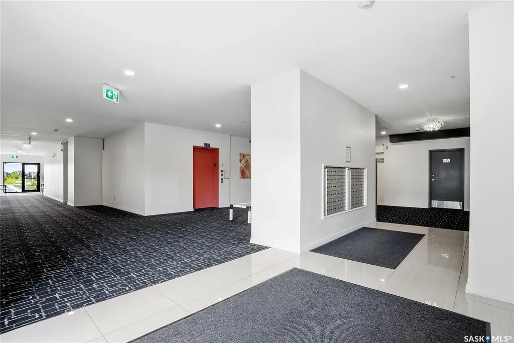 223 Evergreen Square Saskatoon SK S7S 1N1