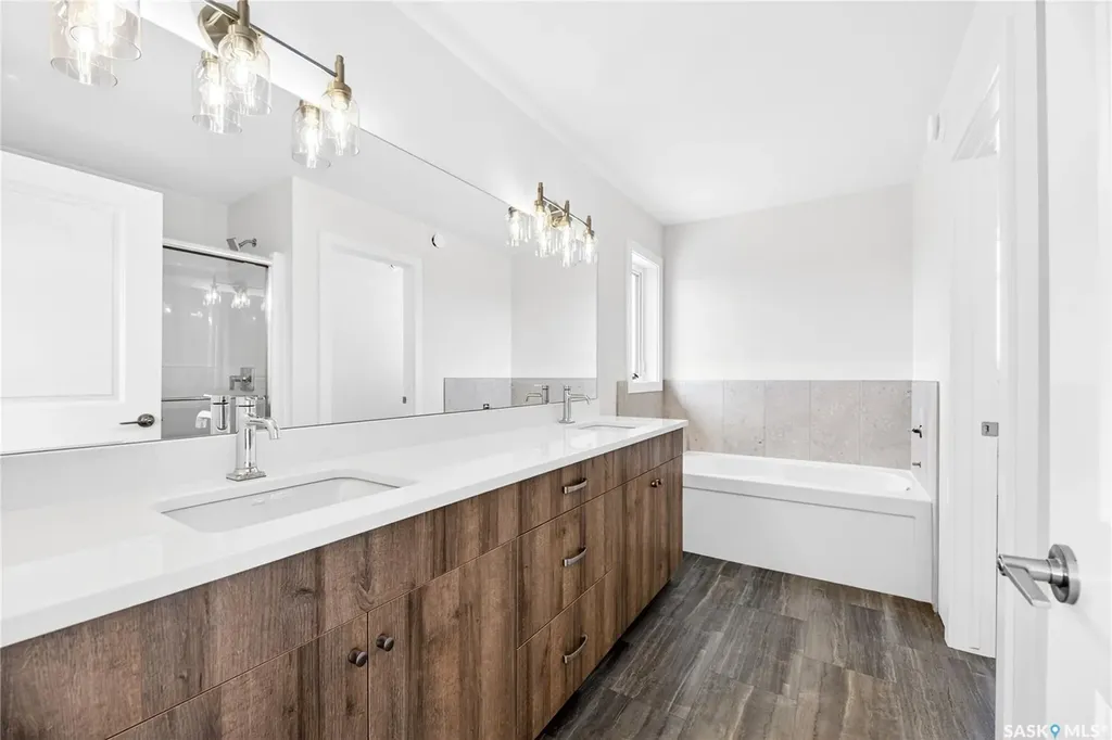 134 Emma Crescent Martensville SK S0K 2T1
