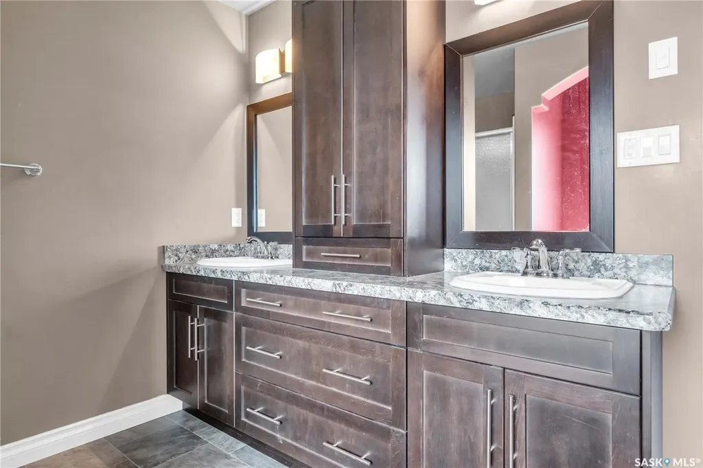 3969 Sandhill Crescent Regina SK S4V 3G7